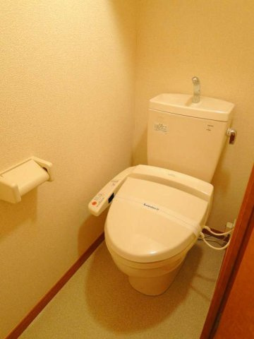 レオパレスルーチェⅡのトイレ|ウォシュレット付きのトイレです！
