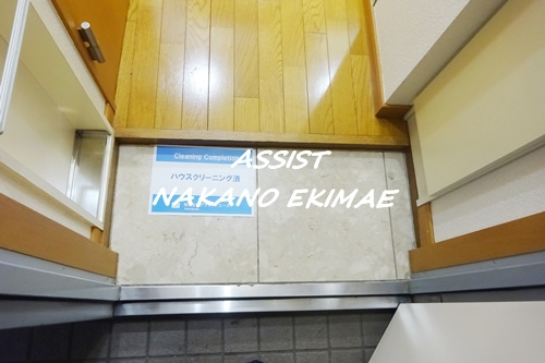 キャッスル中野新橋の玄関|別号室の参考写真です