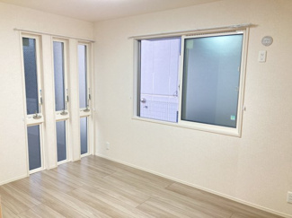 【洋室】 | コエドラーパ | 別のお部屋の写真です