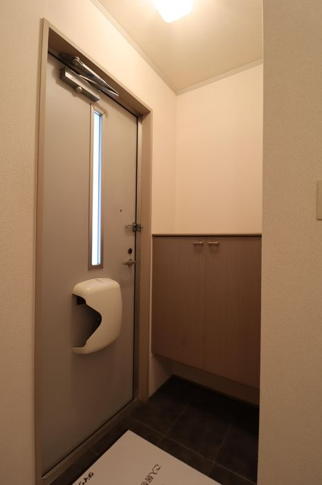 シャンテＫＵＲＯＺＵＭＩの玄関