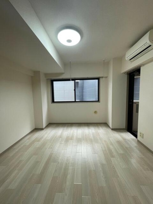 【洋室】 | 白楽六恵館