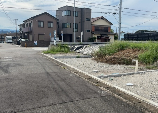【外観】 | 最寄り駅が近いなどの交通アクセスが良い土地だと暮らしやすいですよね。通勤・通学の観点から土地を選ぶことも大切です！自身や家族のライフワークからあったの物件を探しましょう！当社営業がお力になります！
