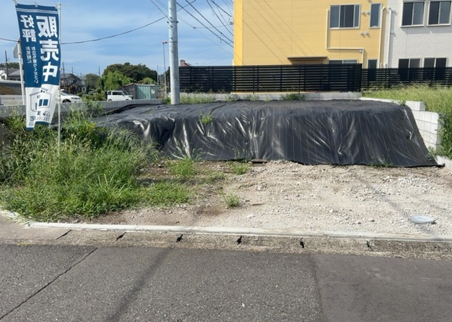 【外観】 | 販売されている全ての土地が、宅地用の土地であるとは限りません。都市計画法に基づき、基本的に住宅を建てることができるのは土地計画区であることに加え、市街化区域として定められている地域のみとなっています。