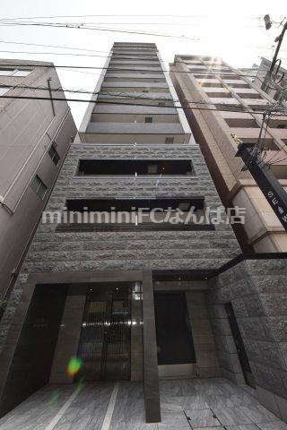 セイワパレス京町堀の外観