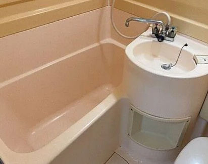 ラデヴィーナ鴻巣Ⅱの浴室