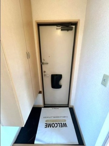 リビングタウン下地Ａの玄関
