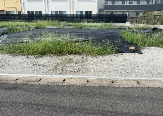 【外観】 | 販売されている全ての土地が、宅地用の土地であるとは限りません。都市計画法に基づき、基本的に住宅を建てることができるのは土地計画区であることに加え、市街化区域として定められている地域のみとなっています。