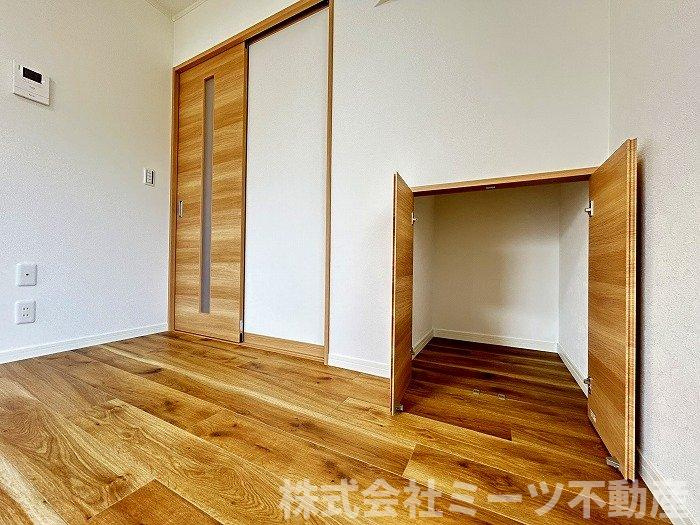 稲田新町3丁目　中古戸建の収納|LDK収納