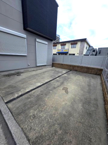 松ノ浜町戸建の駐車場|駐車場です
