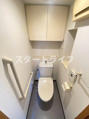 大阪市淀川区宮原１丁目の賃貸マンションのトイレ