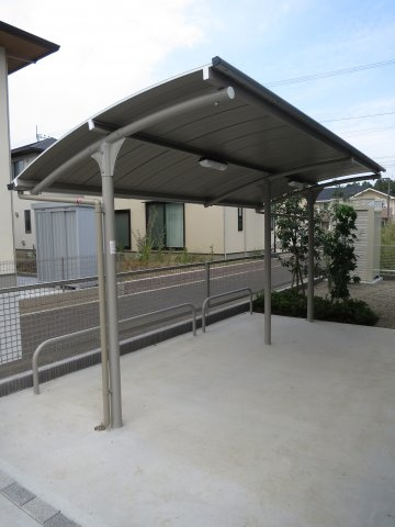 学園の森２LDK：グランフォレスタのその他共用部分|駐輪場