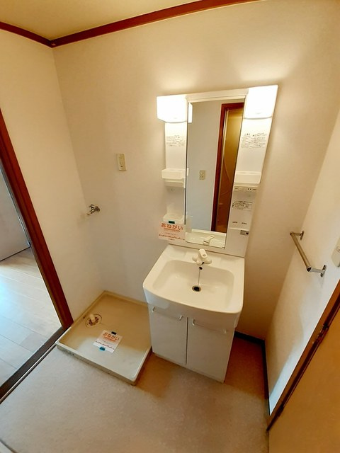 メゾンシャルマンＣの独立洗面台|洗面所