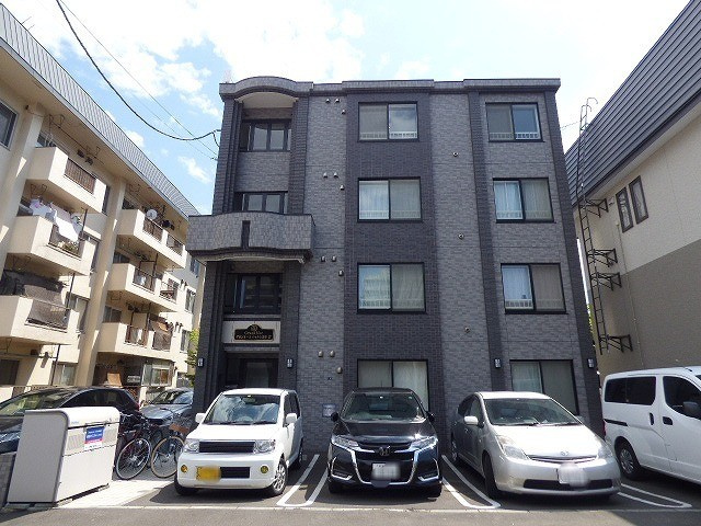 グランメールシャルム山鼻１７