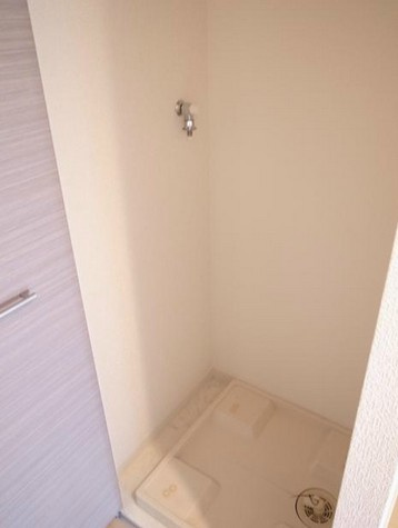 【設備】 | スパシエトラッド中野野方 | 室内洗濯機置場。