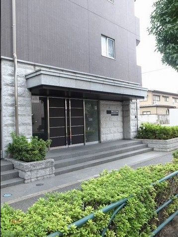 【エントランス】 | スパシエトラッド中野野方 | お洒落なエントランス。