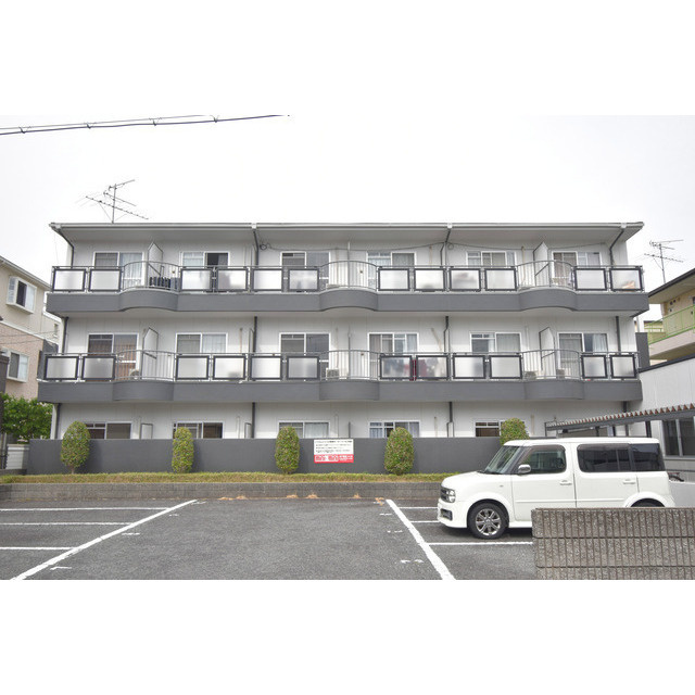 シャルムハイツ小野原の外観