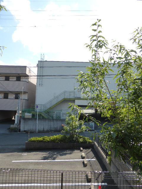 プレミアメゾン東みのおの周辺