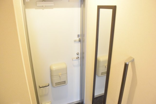 レオネクスト箕面Ⅱの玄関