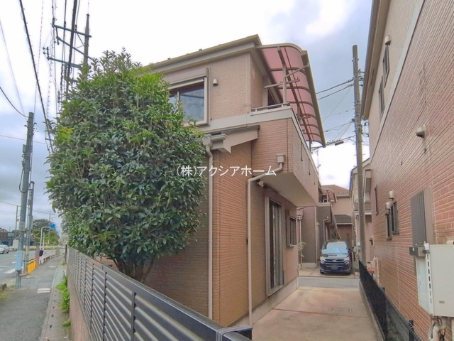 入間市小谷田1丁目　中古一戸建　～LDK19.7帖～の駐車場