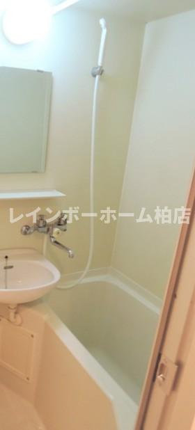仲介手数料50％半額キャンペーン物件の浴室|日々の暮らしに欠かせないお風呂です