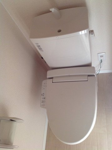 レオネクストリバーサイドⅡのその他|温水便座付きとなります！