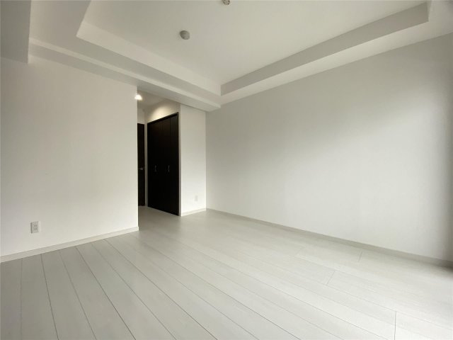 クロノス51新町VIの洋室