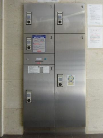 ディム東池袋のロビー