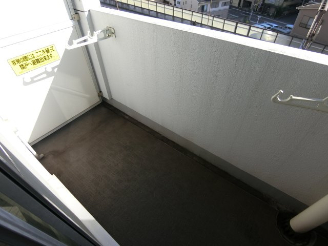 ユーコート新丸子のバルコニー|他のお部屋の参考写真となります。