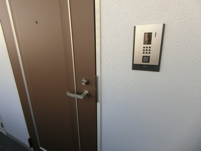 ユーコート新丸子の玄関