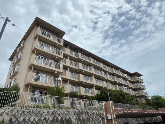 中落合第一住宅463号棟の外観