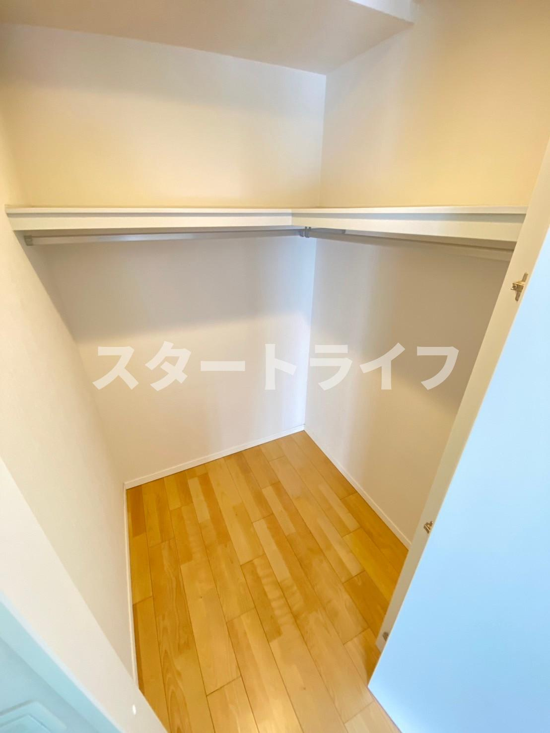 吹田市江の木町の賃貸マンションの収納