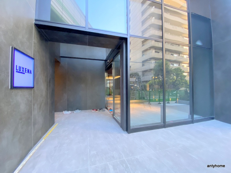 City Lux Namba South　仲介手数料無料のエントランス