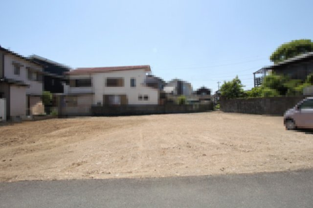 高知市朝倉本町　新築戸建　③　（全3区画）の外観|③　土地面積　142.48㎡（約43.10坪）　　建物面積　103.02㎡（約31.16坪）