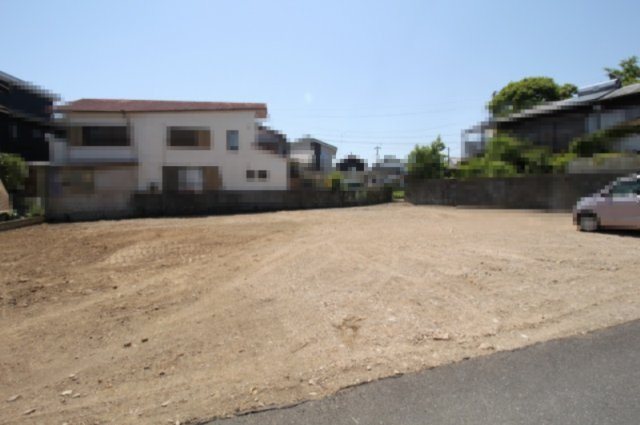 高知市朝倉本町　新築戸建　③　（全3区画）の外観|③　土地面積　142.48㎡（約43.10坪）　　建物面積　103.02㎡（約31.16坪）