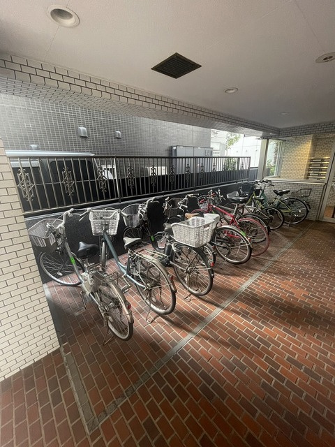 中目黒ガーデンのその他共用部分|★屋根付き駐輪場（空き無し）★