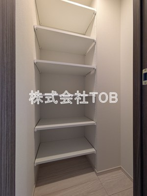 【設備】 | アークマーク千歳船橋 | 廊下収納