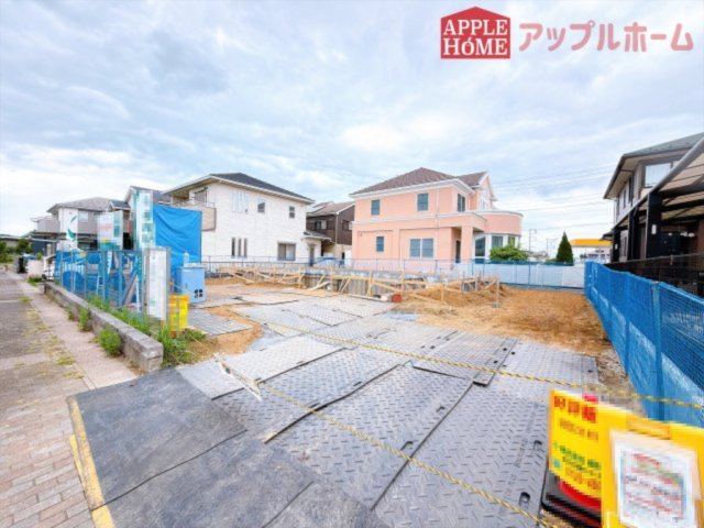 [新築住宅] 坂戸市花みず木 第3期 全1棟の前面道路含む現地写真
