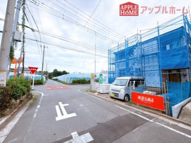 [新築住宅] 鶴ヶ島市富士見 4期 全1棟の前面道路含む現地写真