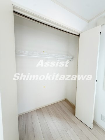 コート北沢の収納