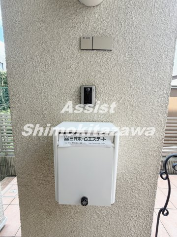 コート北沢のロビー