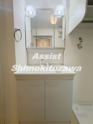 コート北沢の洗面所