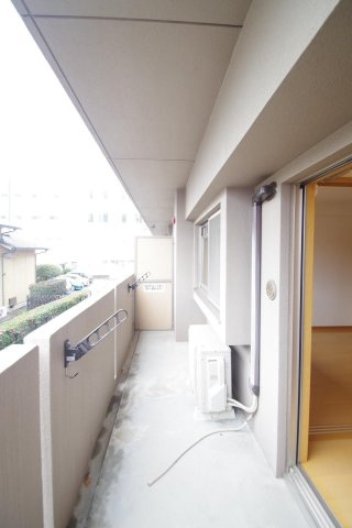 アーバングランデ本荘のバルコニー