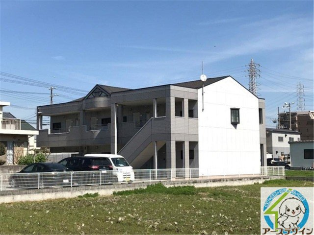 プリベールKOBAの駐車場