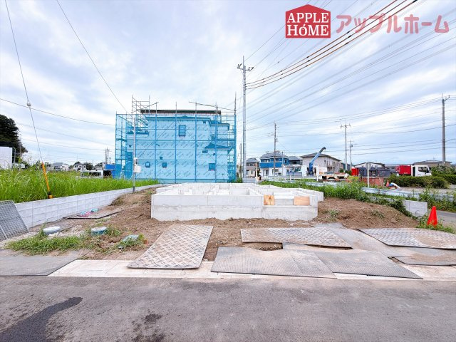 [新築住宅] 鶴ヶ島市藤金 15期 全11棟の前面道路含む現地写真