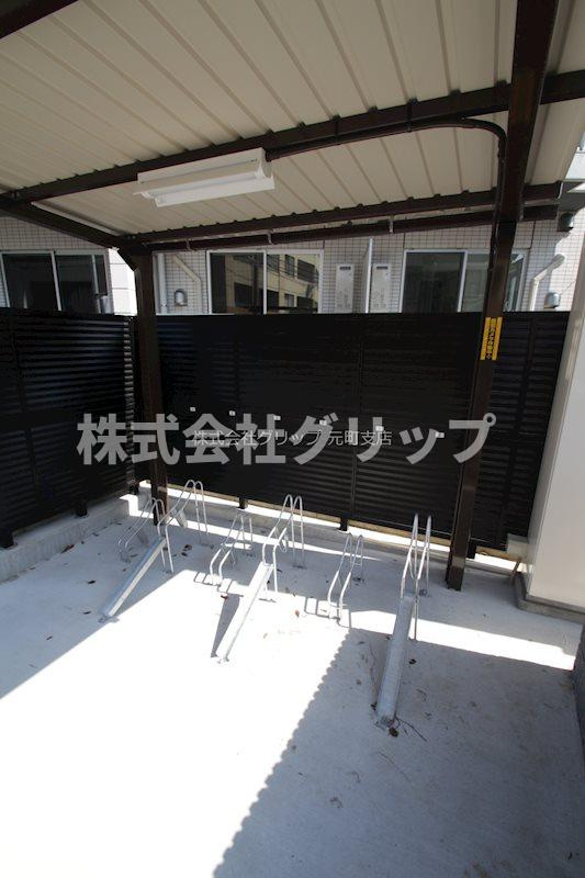 リヴシティ妙蓮寺のその他共用部分|駐輪場（2ヶ所あり）