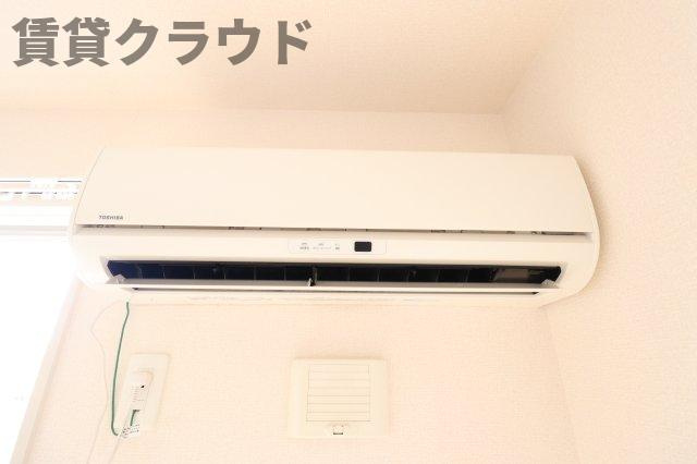 ロイヤルプラザの設備|エアコン