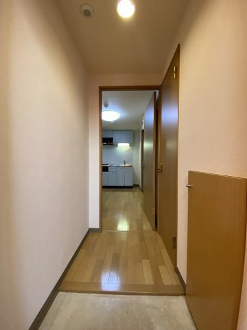 【玄関】ブロスコート六甲Ⅱ
