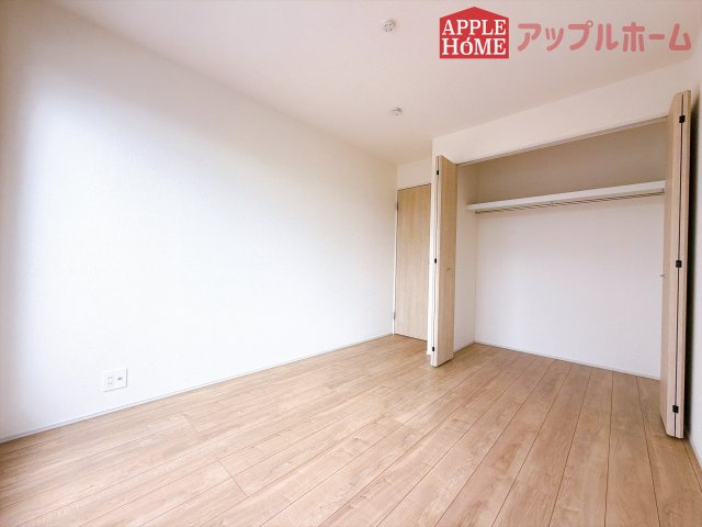 [新築住宅] 羽生市南羽生1丁目 全1棟の洋室|２階居室は全室収納あり！たっぷりある収納活用でお部屋もキレイを保てます♪