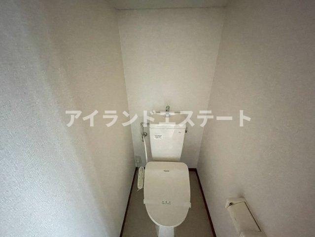 アライハイツ　駅近　陽当たり良好　温水洗浄便座のトイレ