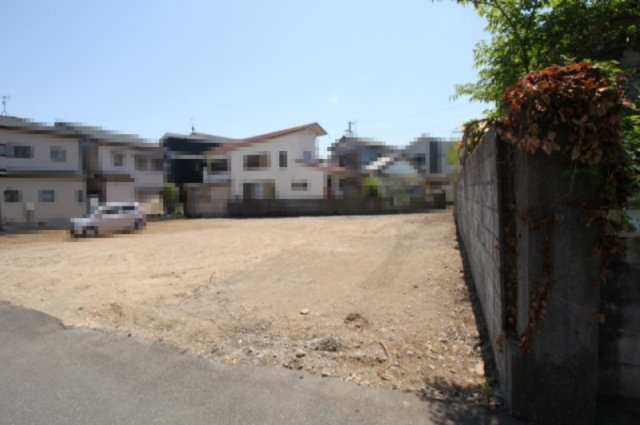 高知市朝倉本町　新築戸建　④　（全3区画）の外観|④　土地面積　152.04㎡（約45.99坪）　　建物面積　102.47㎡（約30.99坪）